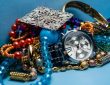 Versatile Accessories That Transform Your Wardrobe Fast