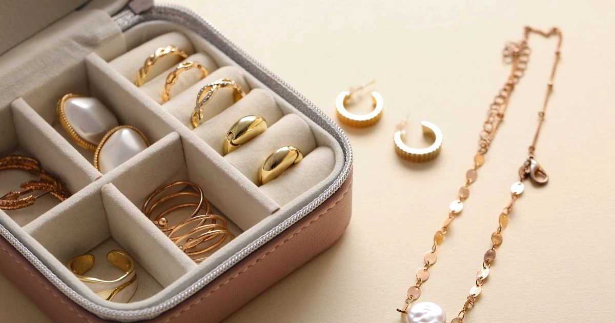 Jewelry Sizing Guide: Tips for Perfect Fit & Comfort